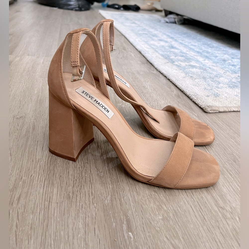 Steve Madden Sandal block heel